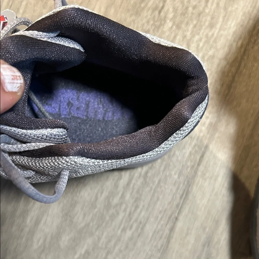 Nike Kids Gray Sneakers with Purple and Multicolor Highlights
